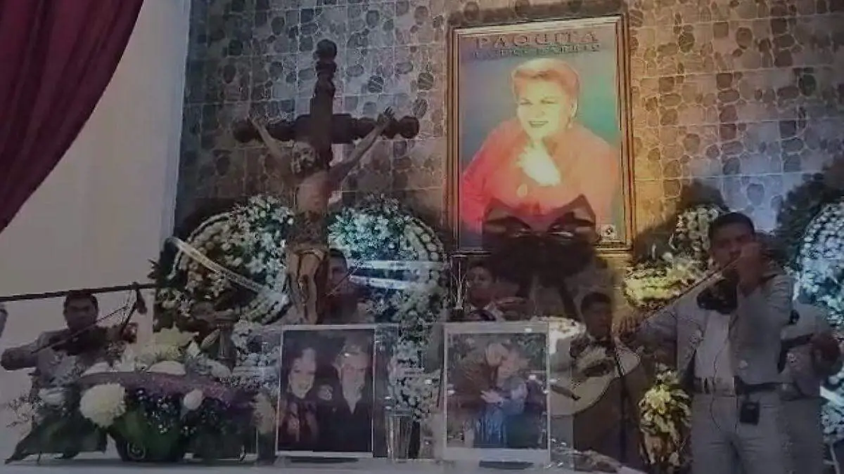 Paquita la del Barrio (1)